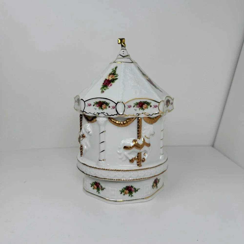 Royal Albert Old Country Roses Sleeping Beauty Musical Carousel Music Box Works
